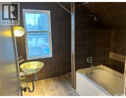 3033 Dewdney Avenue, Regina, SK S4Y0Y3 Photo 19