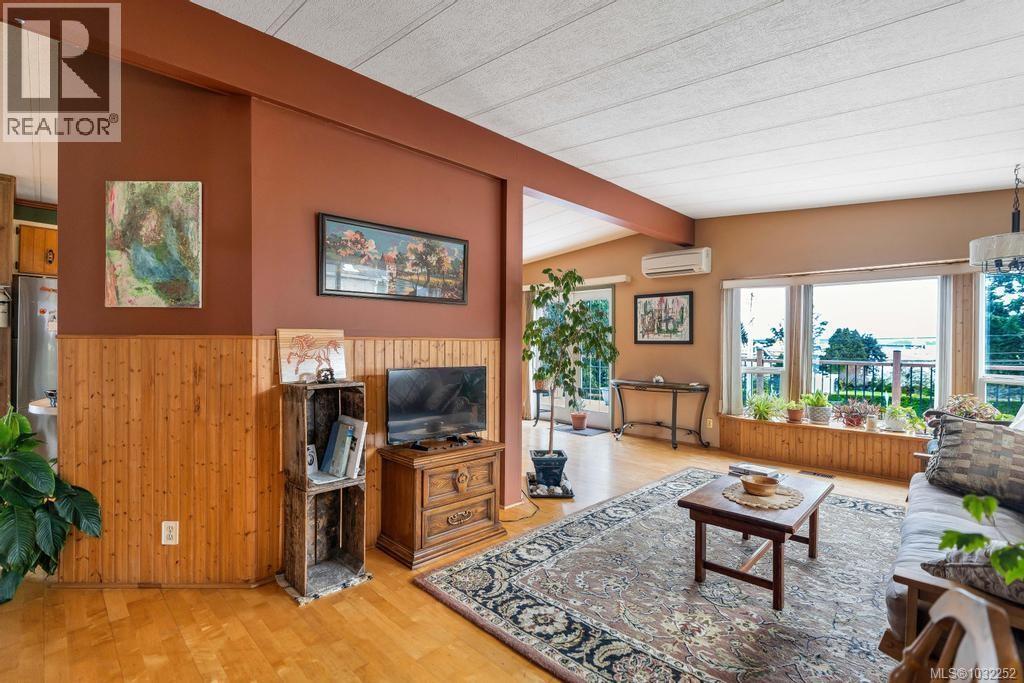 11090 CHEMAINUS RD - Image 2