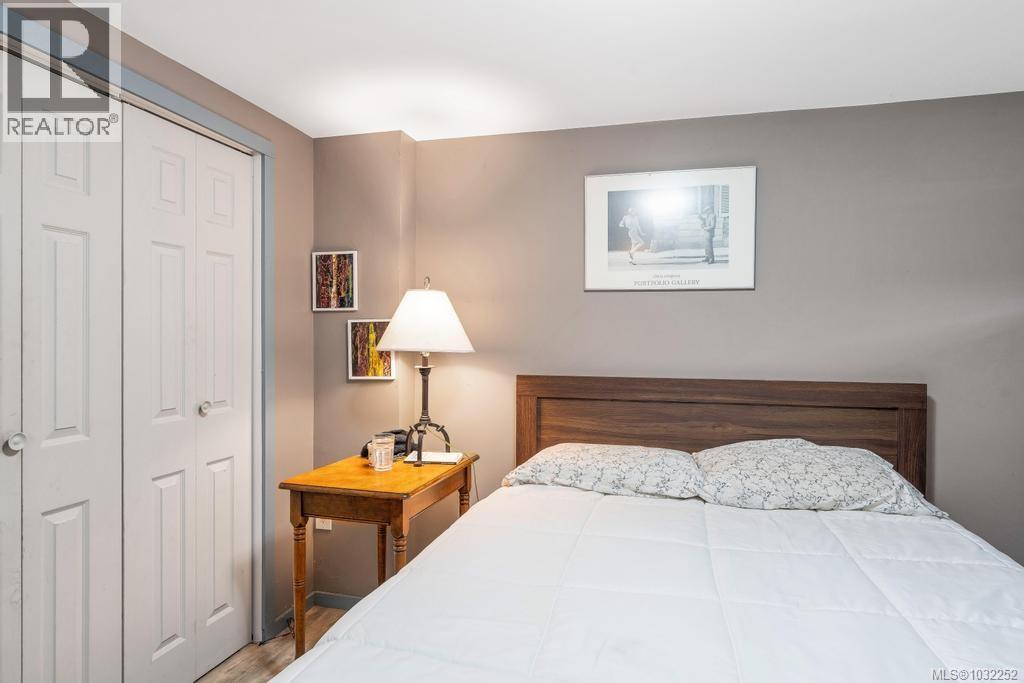 11090 CHEMAINUS RD - 26