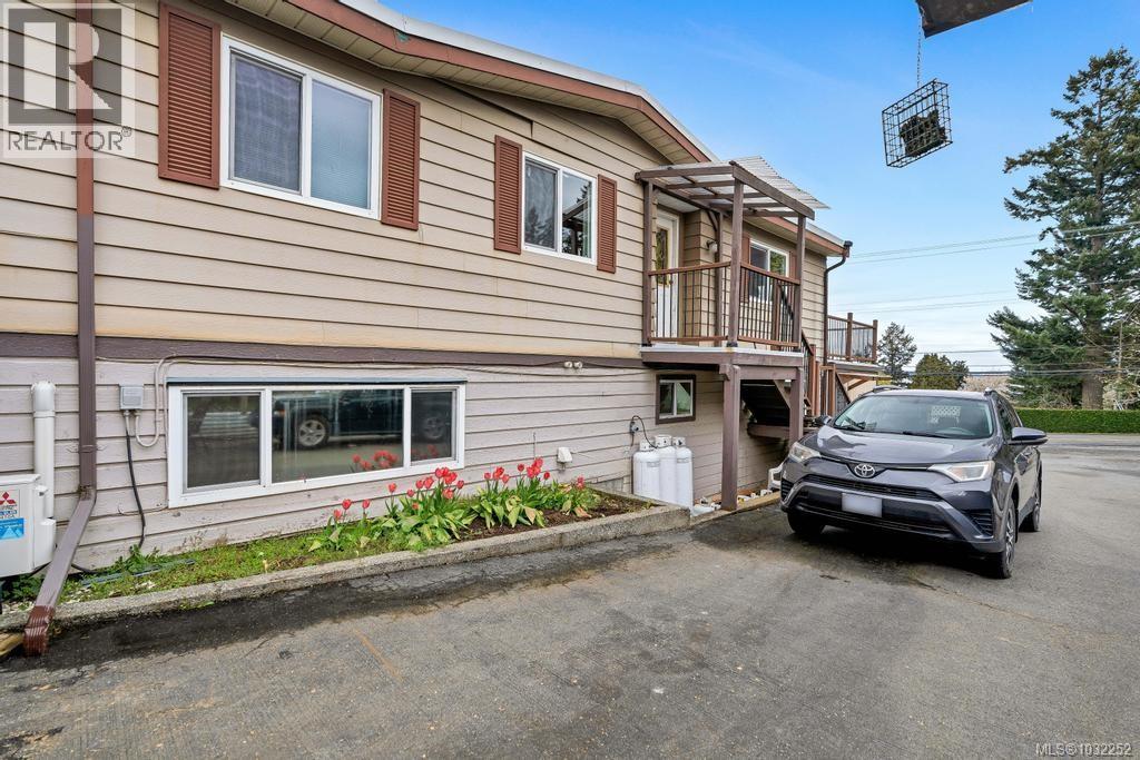 11090 CHEMAINUS RD - 40