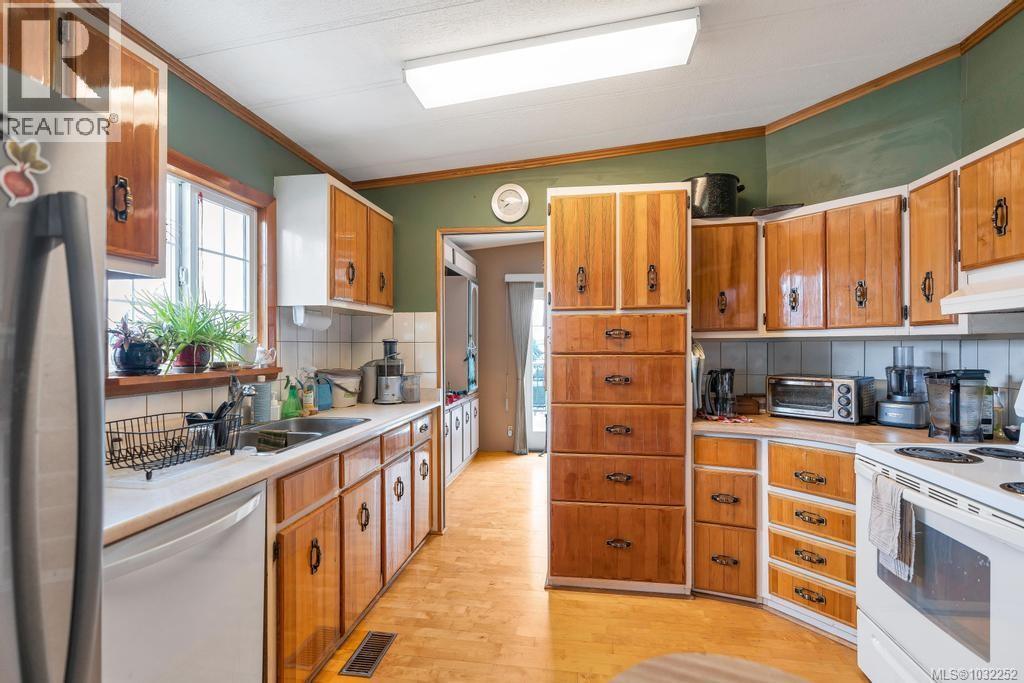 11090 CHEMAINUS RD - 8