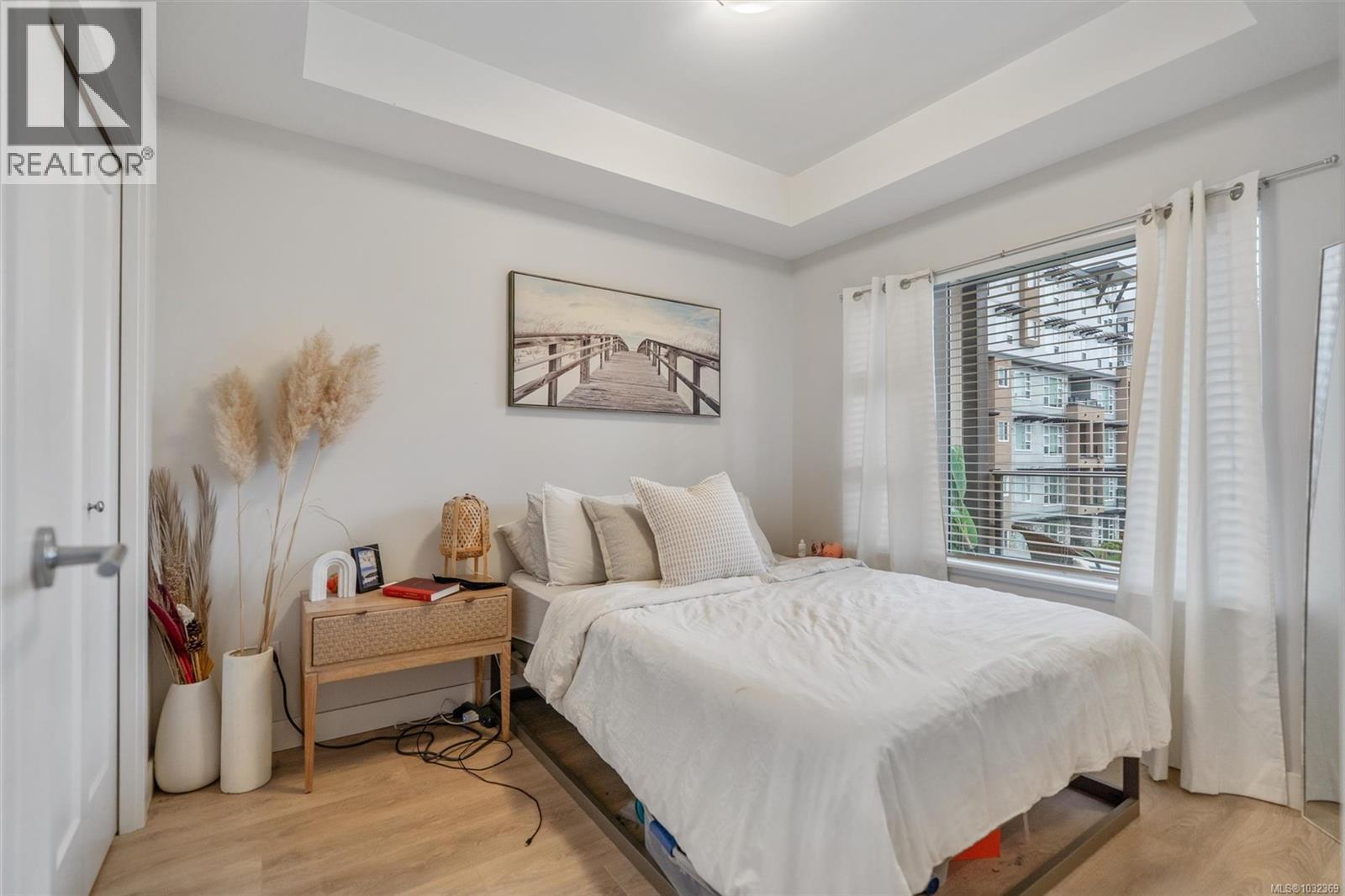 #304 3333 GLASGOW AVE - 13