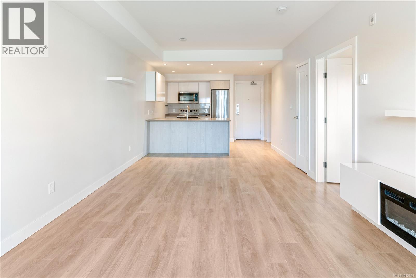 #304 3333 GLASGOW AVE - 4