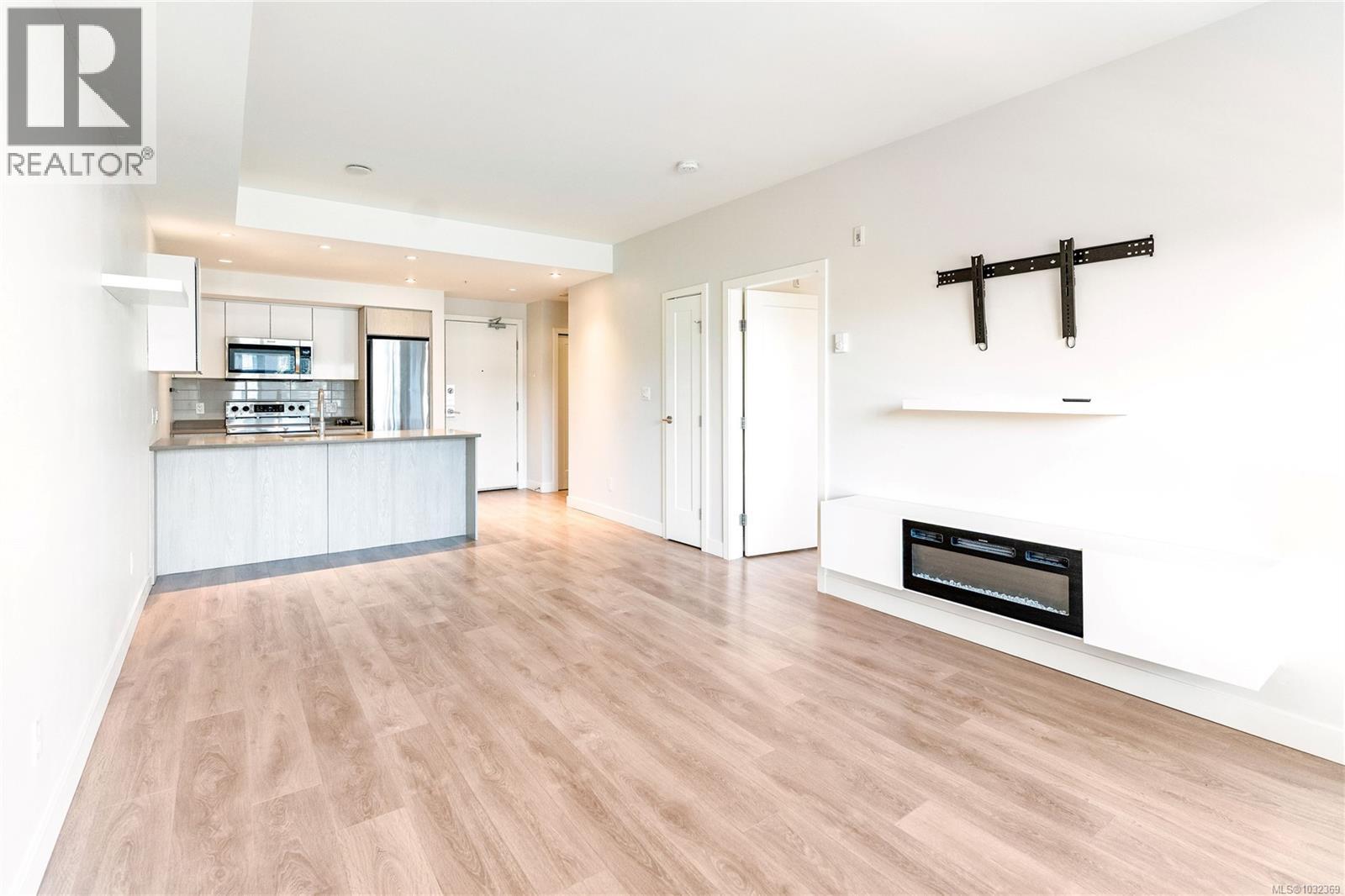 #304 3333 GLASGOW AVE - 7