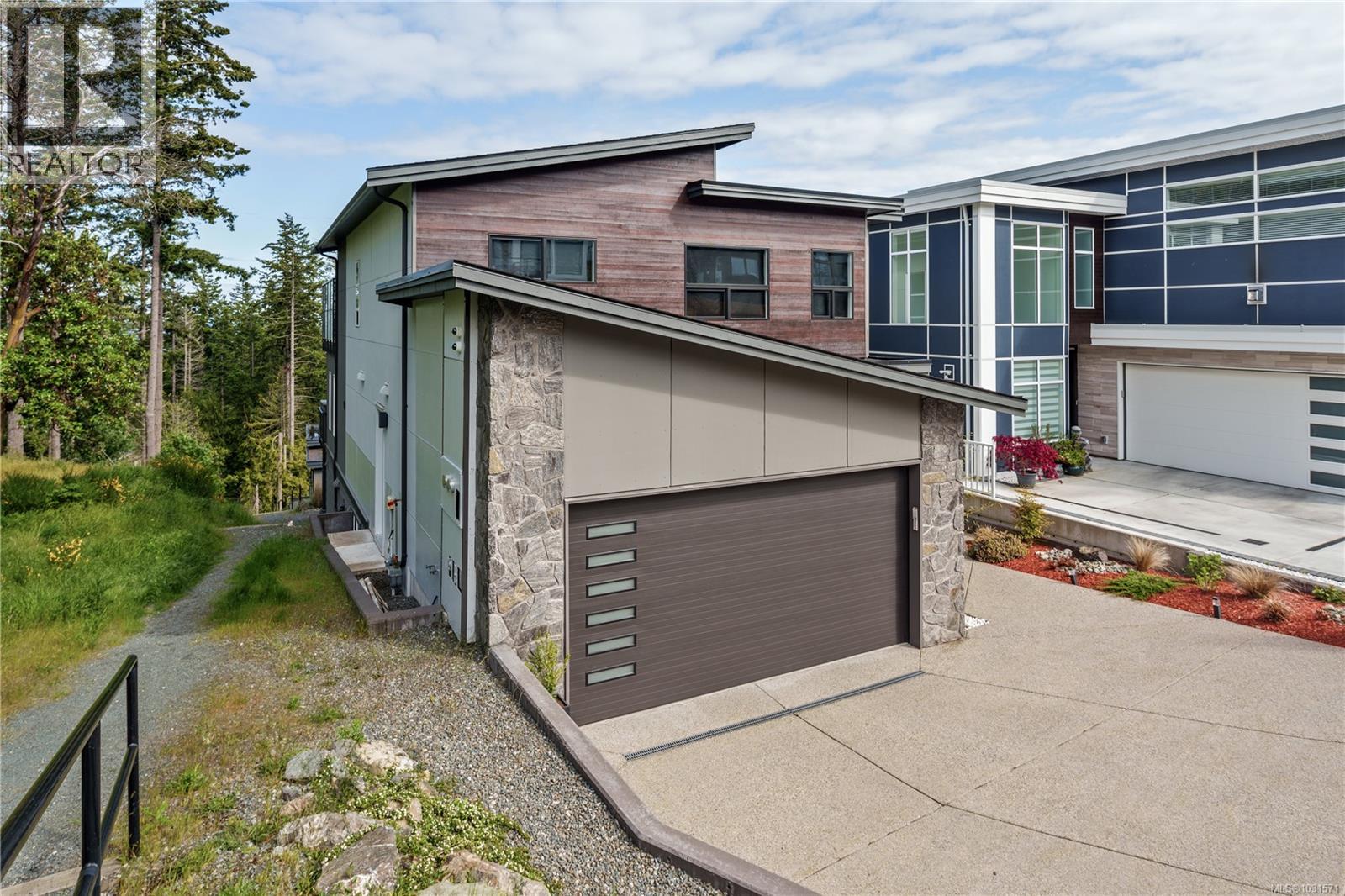 542 GURUNANK LANE - 47