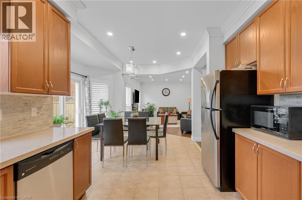 6 WILSONGARY Circle, Ajax, Ontario, L1T0G7 — Photo 18
