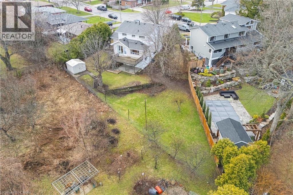 36 BUCKINGHAM DRIVE - 48
