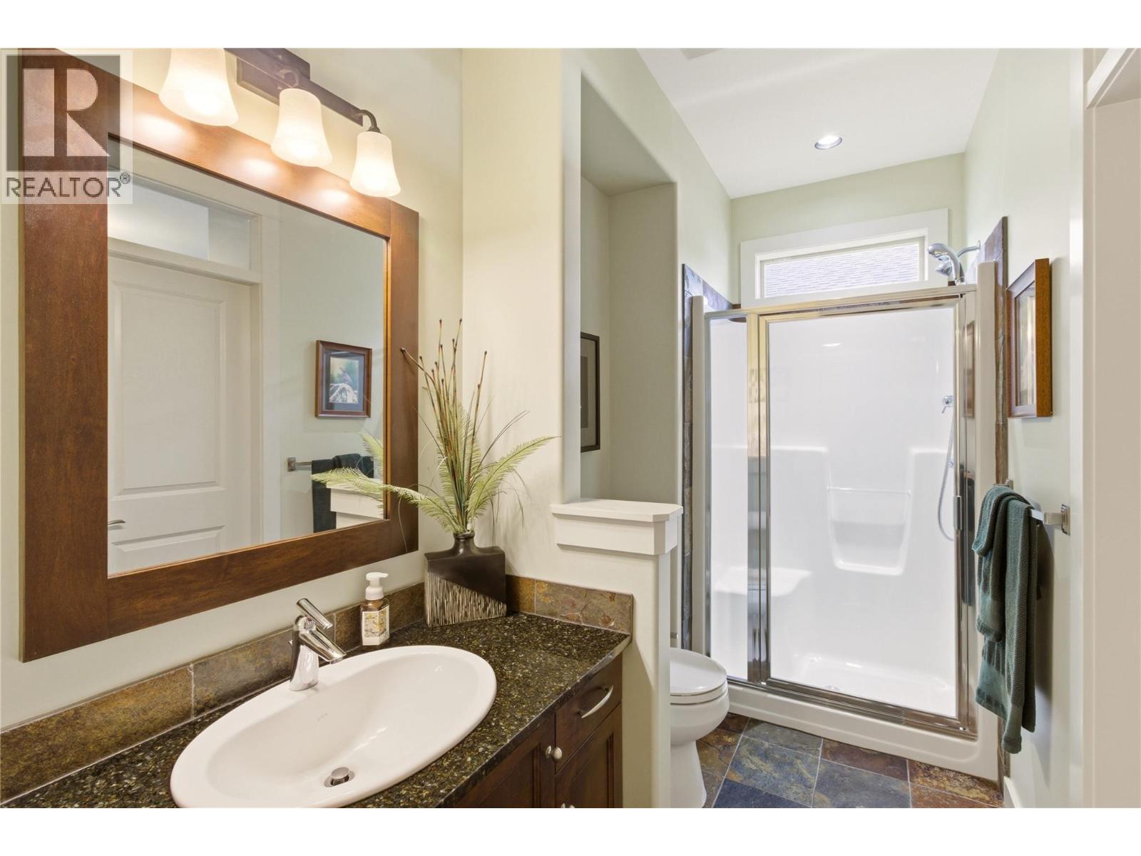 1443 Wilmot Avenue, Kelowna