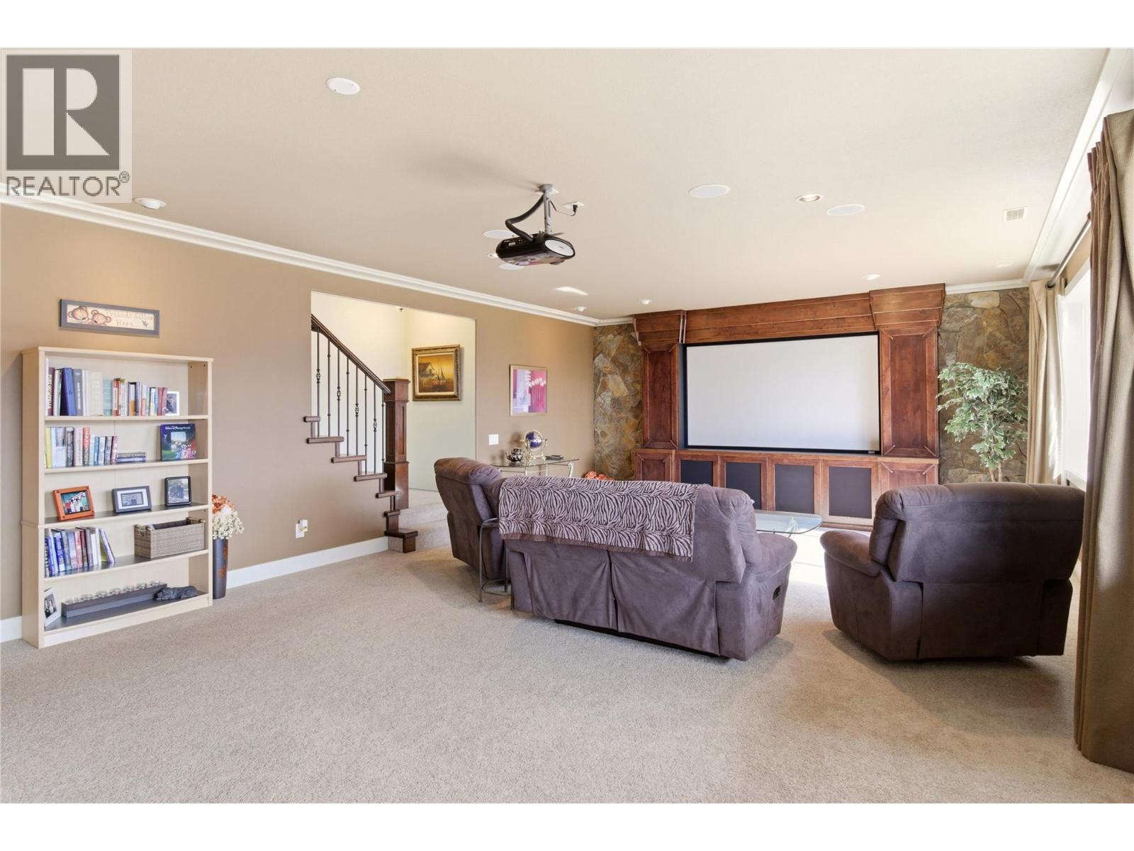 1443 Wilmot Avenue, Kelowna