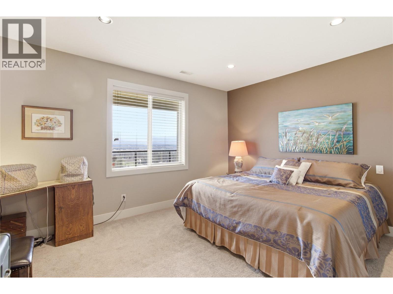 1443 Wilmot Avenue, Kelowna