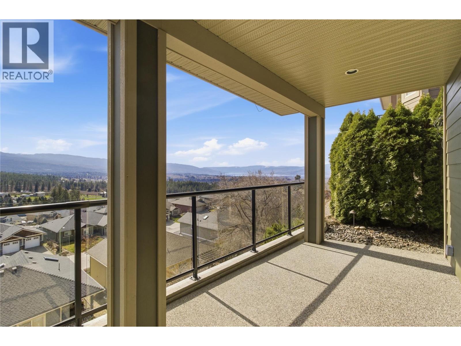 1443 Wilmot Avenue, Kelowna