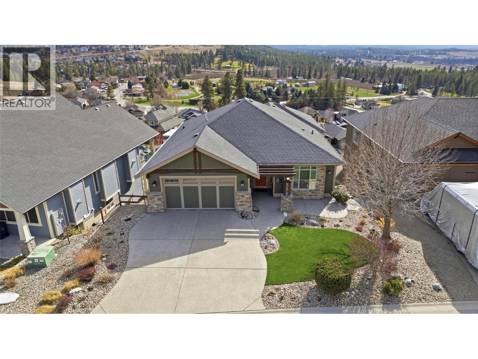 1443 Wilmot Avenue, Kelowna