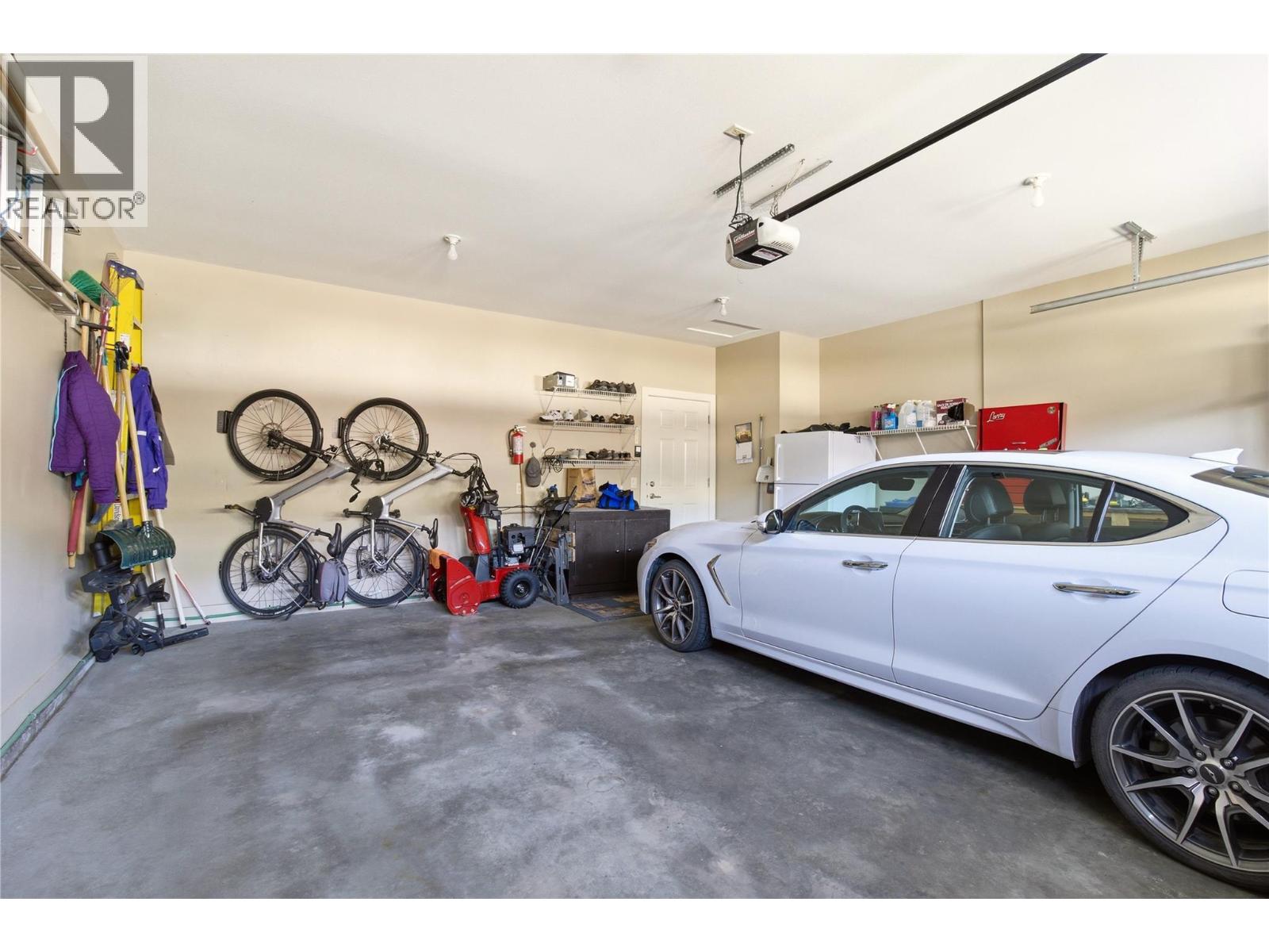 1443 Wilmot Avenue, Kelowna