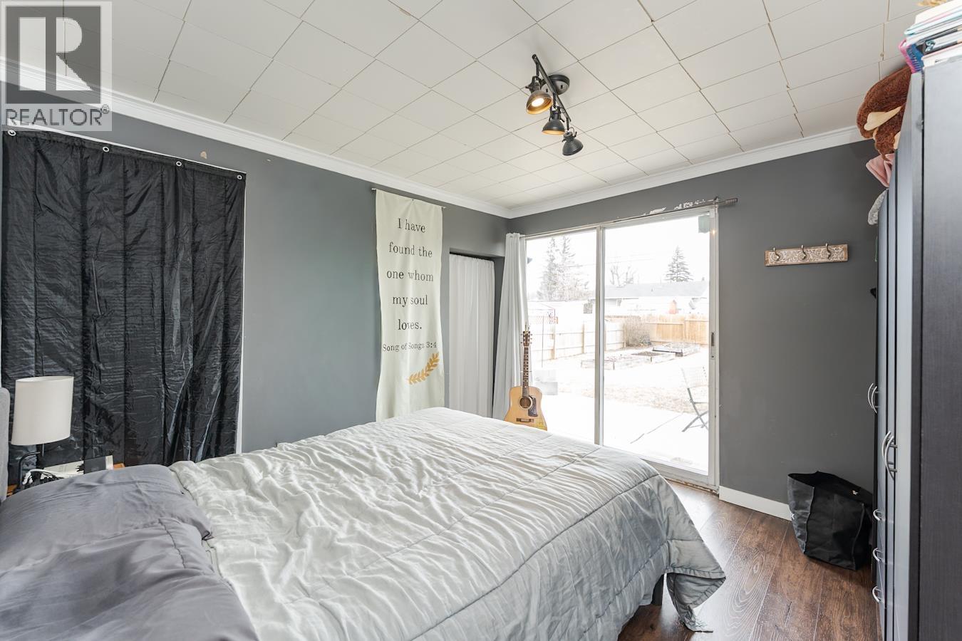 1337 BURDEN STREET - 6