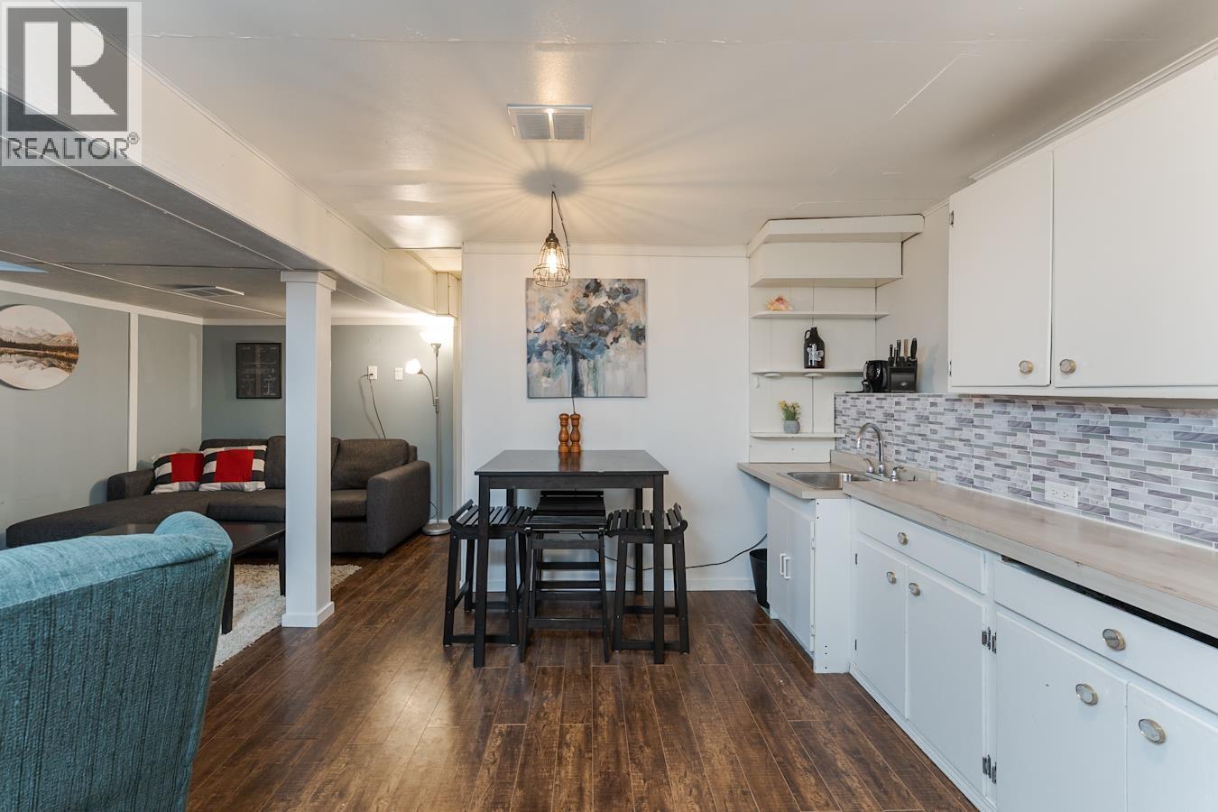 1337 BURDEN STREET - 10