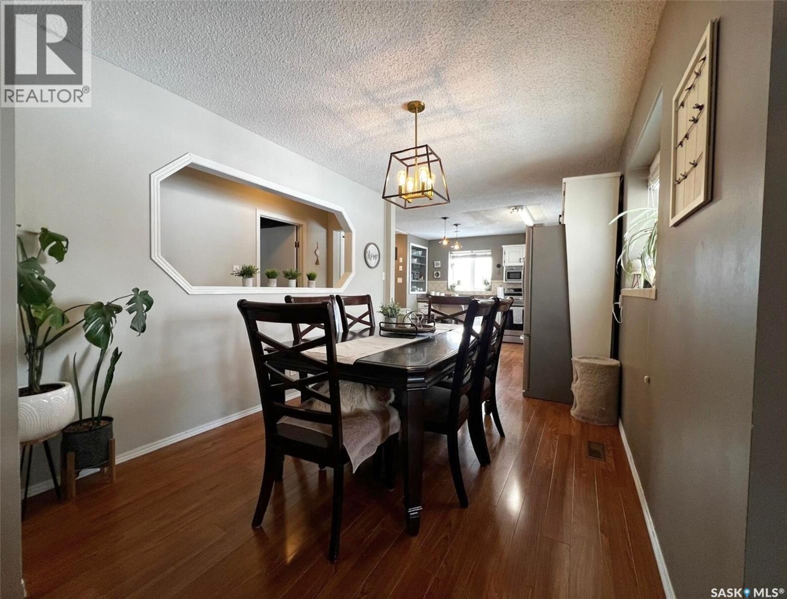 119 Macdonald PLACE - 8