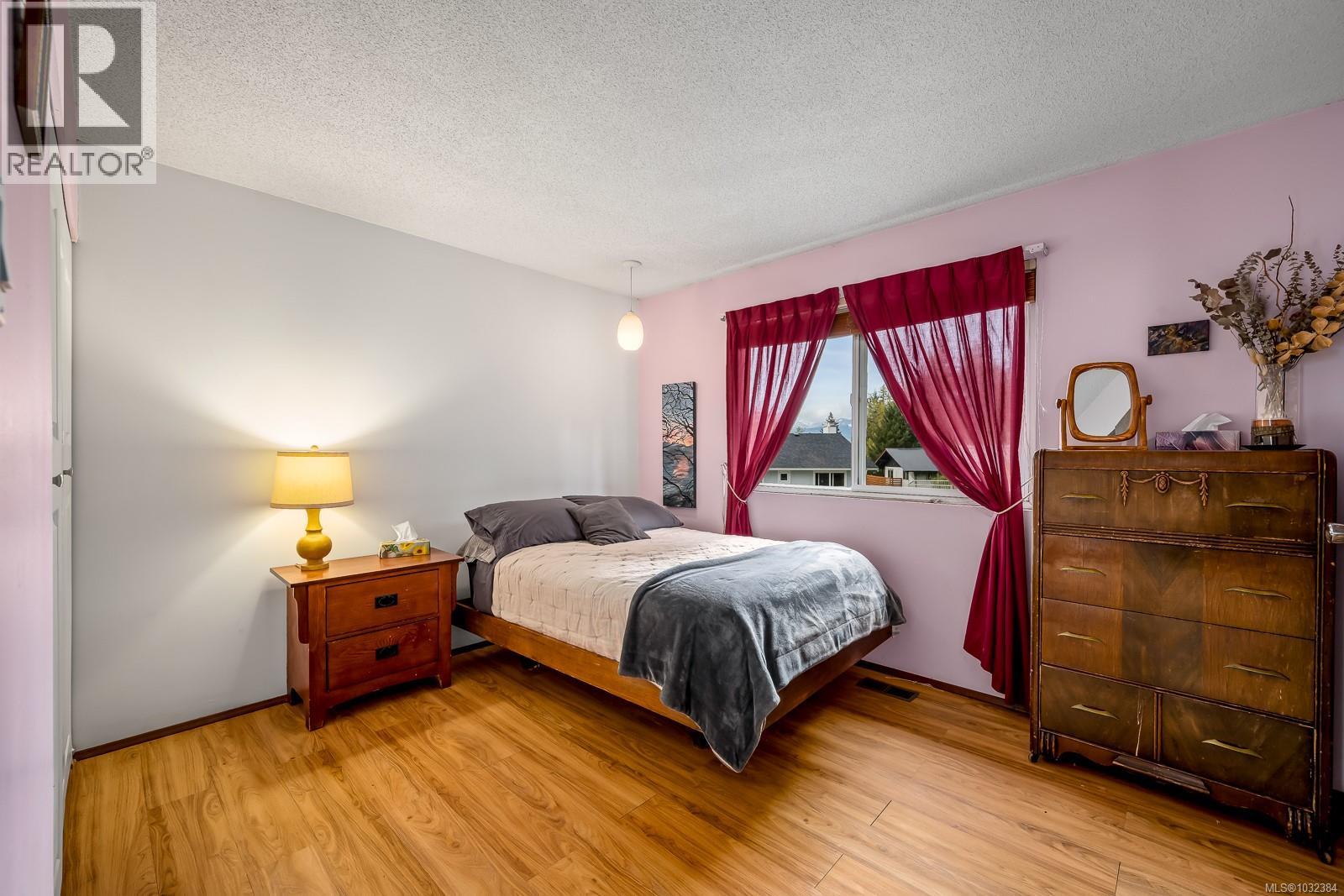 1764 MCLAUCHLIN DR - 21