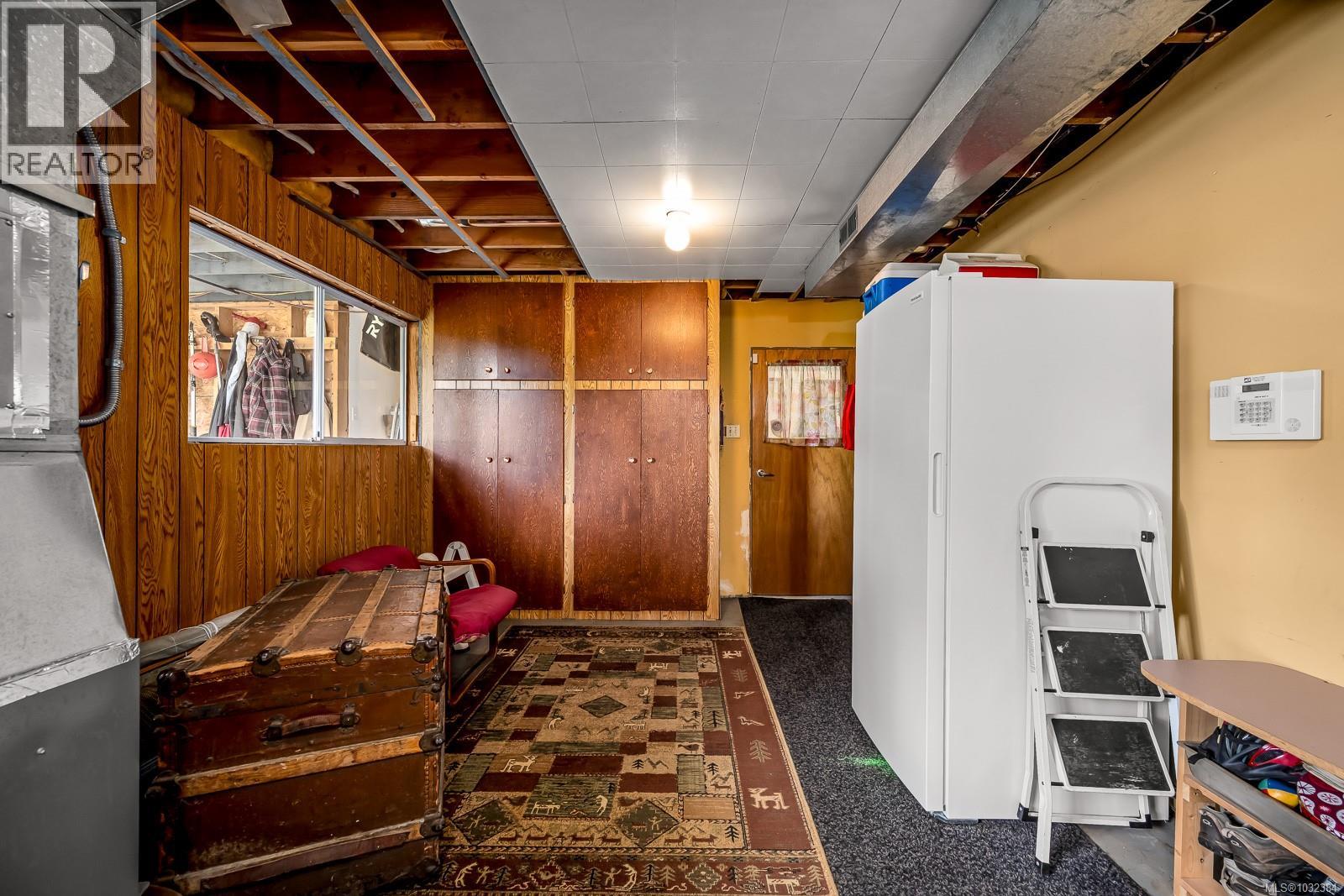 1764 MCLAUCHLIN DR - 42