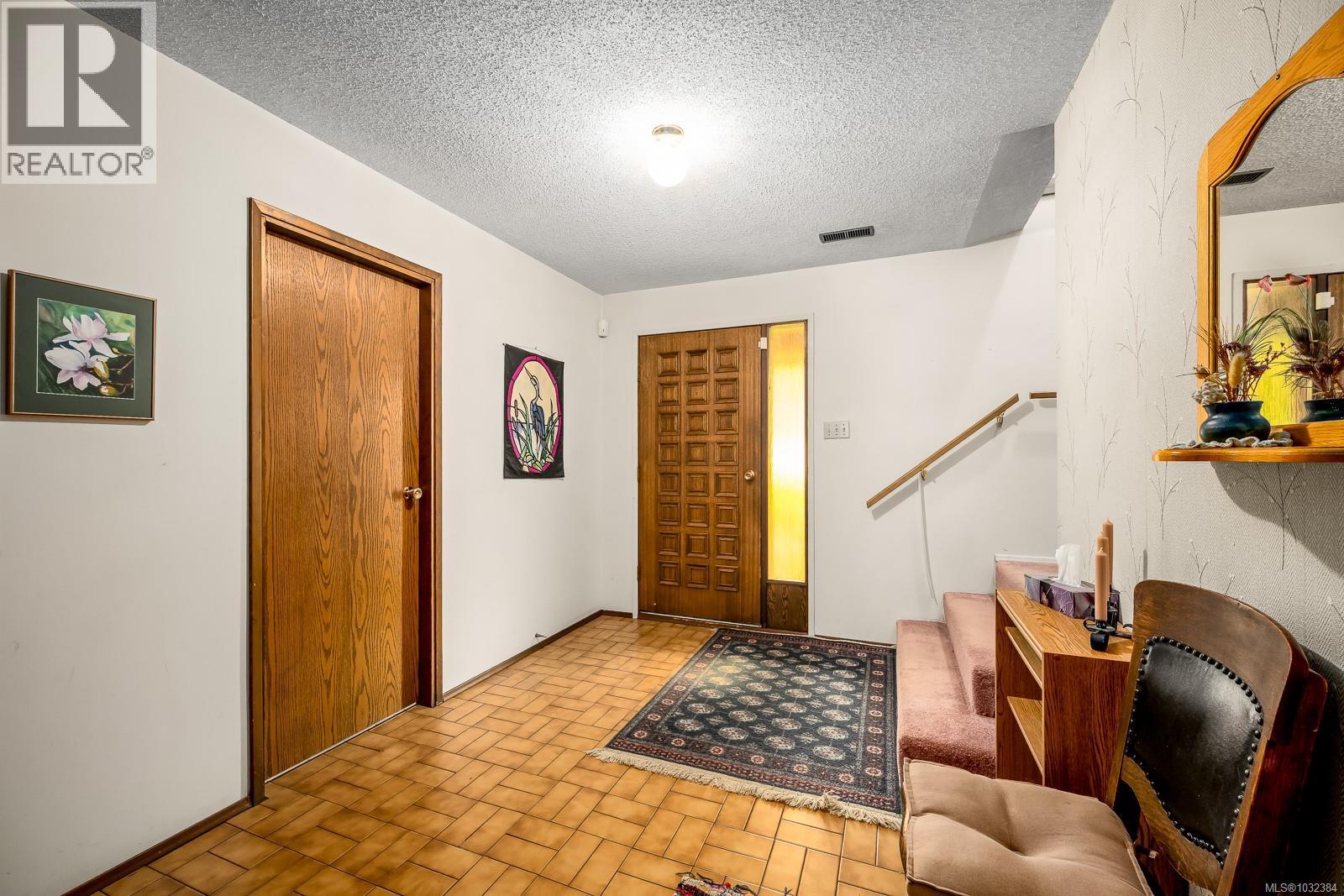 1764 MCLAUCHLIN DR - 29