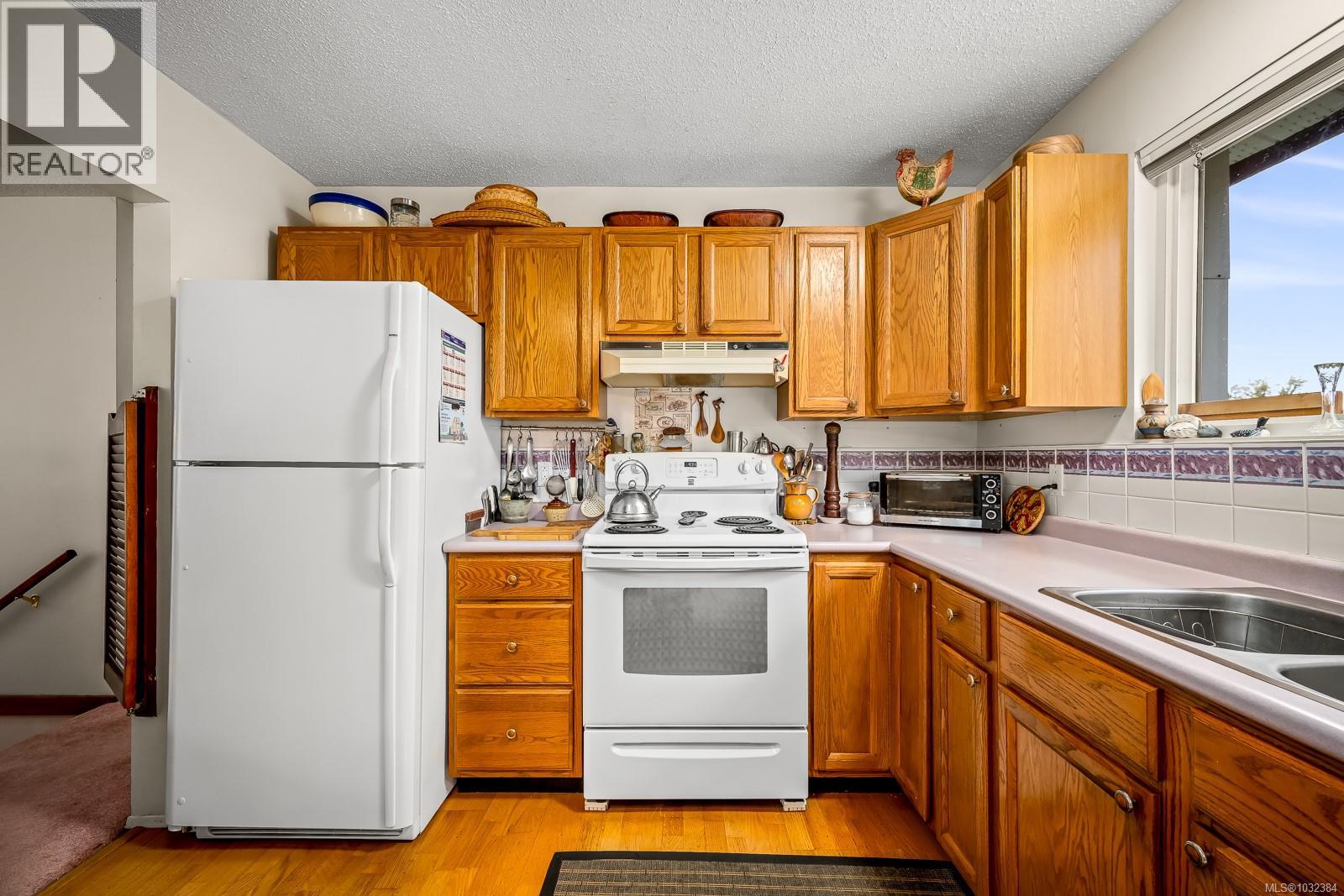 1764 MCLAUCHLIN DR - 17