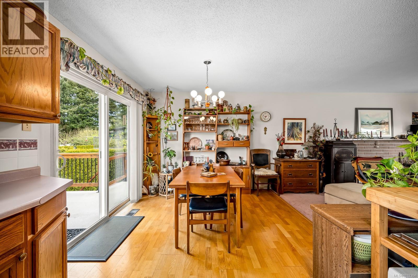 1764 MCLAUCHLIN DR - 16