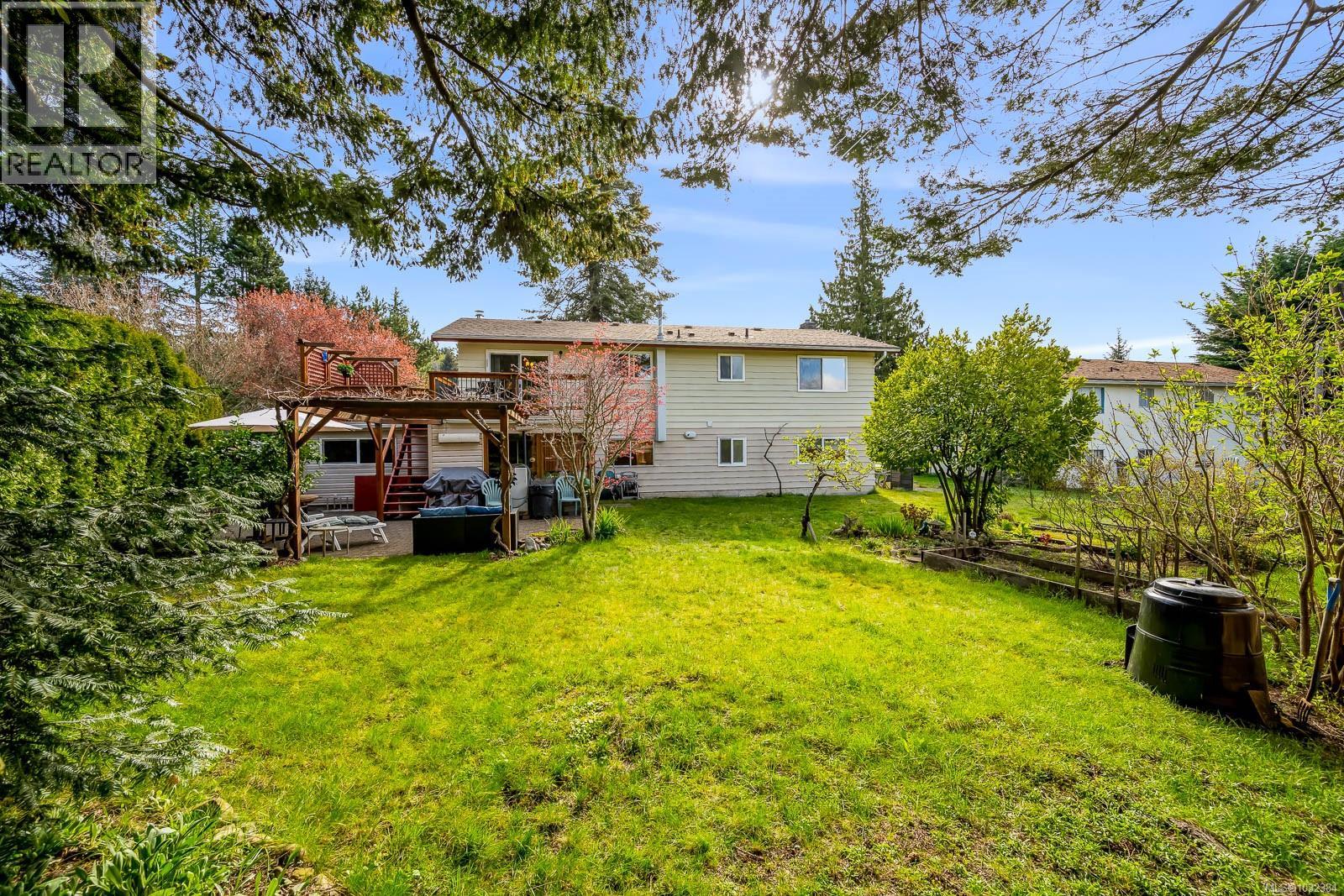 1764 MCLAUCHLIN DR - 46