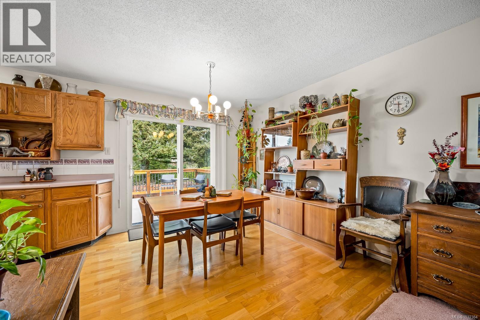 1764 MCLAUCHLIN DR - 11