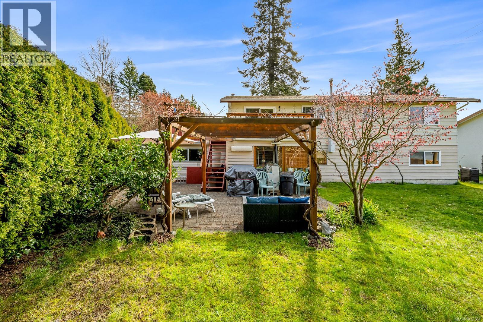 1764 MCLAUCHLIN DR - 47