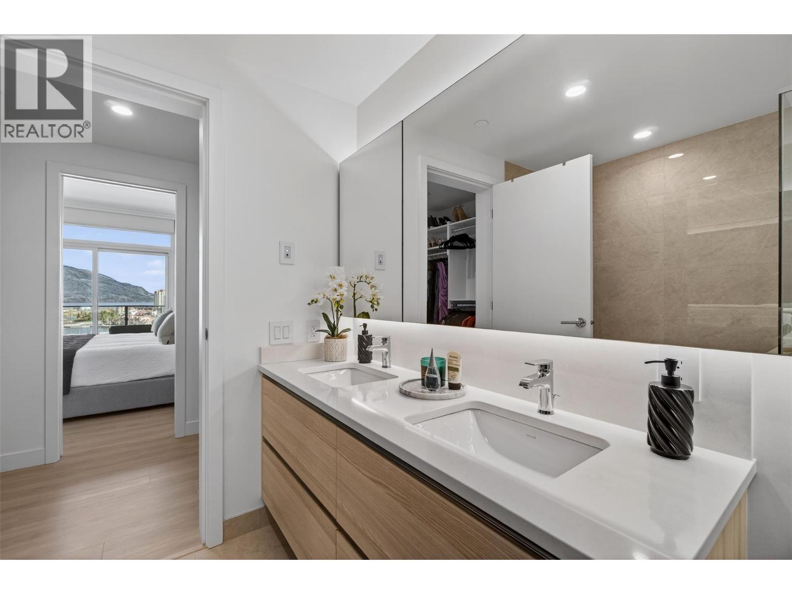 1308 238 Leon Avenue, Kelowna