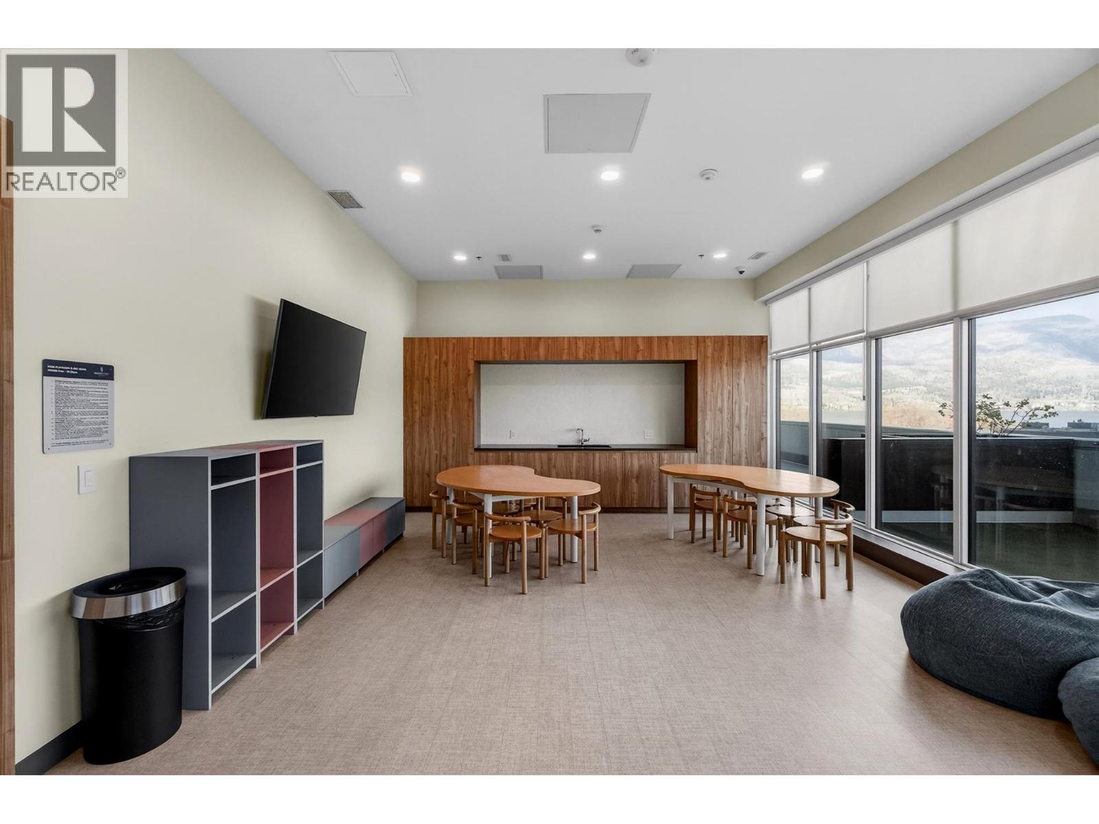 1308 238 Leon Avenue, Kelowna