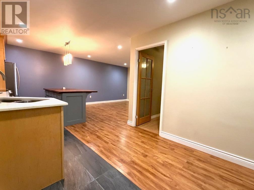 Property 19 of 33 of 310-7 Jamieson Street