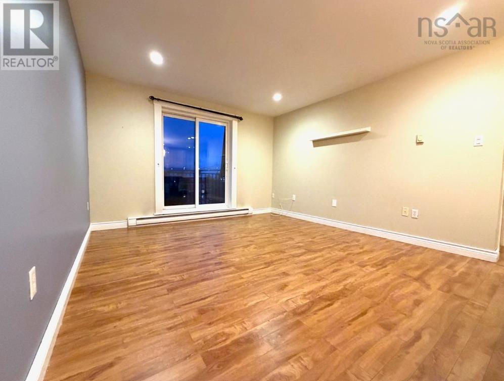 Property 21 of 33 of 310-7 Jamieson Street