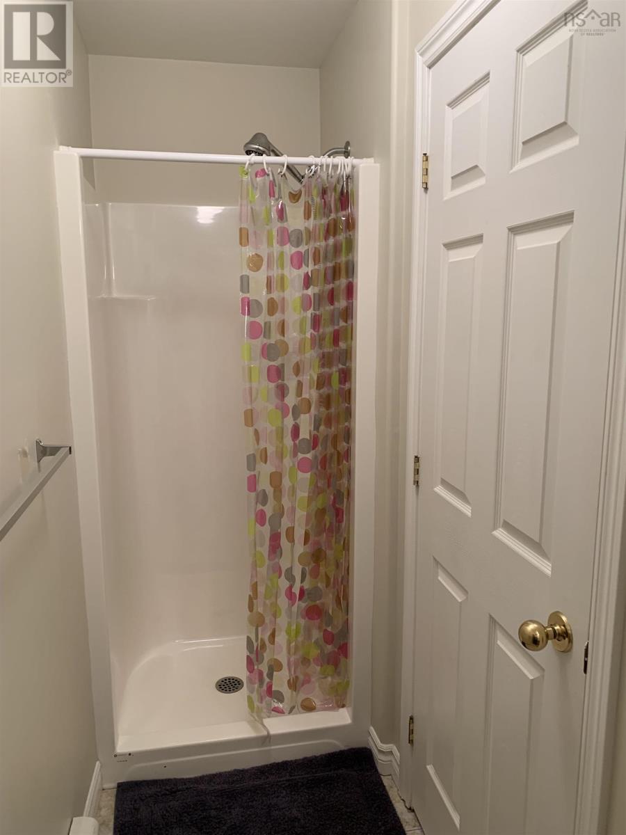 Property 21 of 35 of 4A Rockhaven Drive