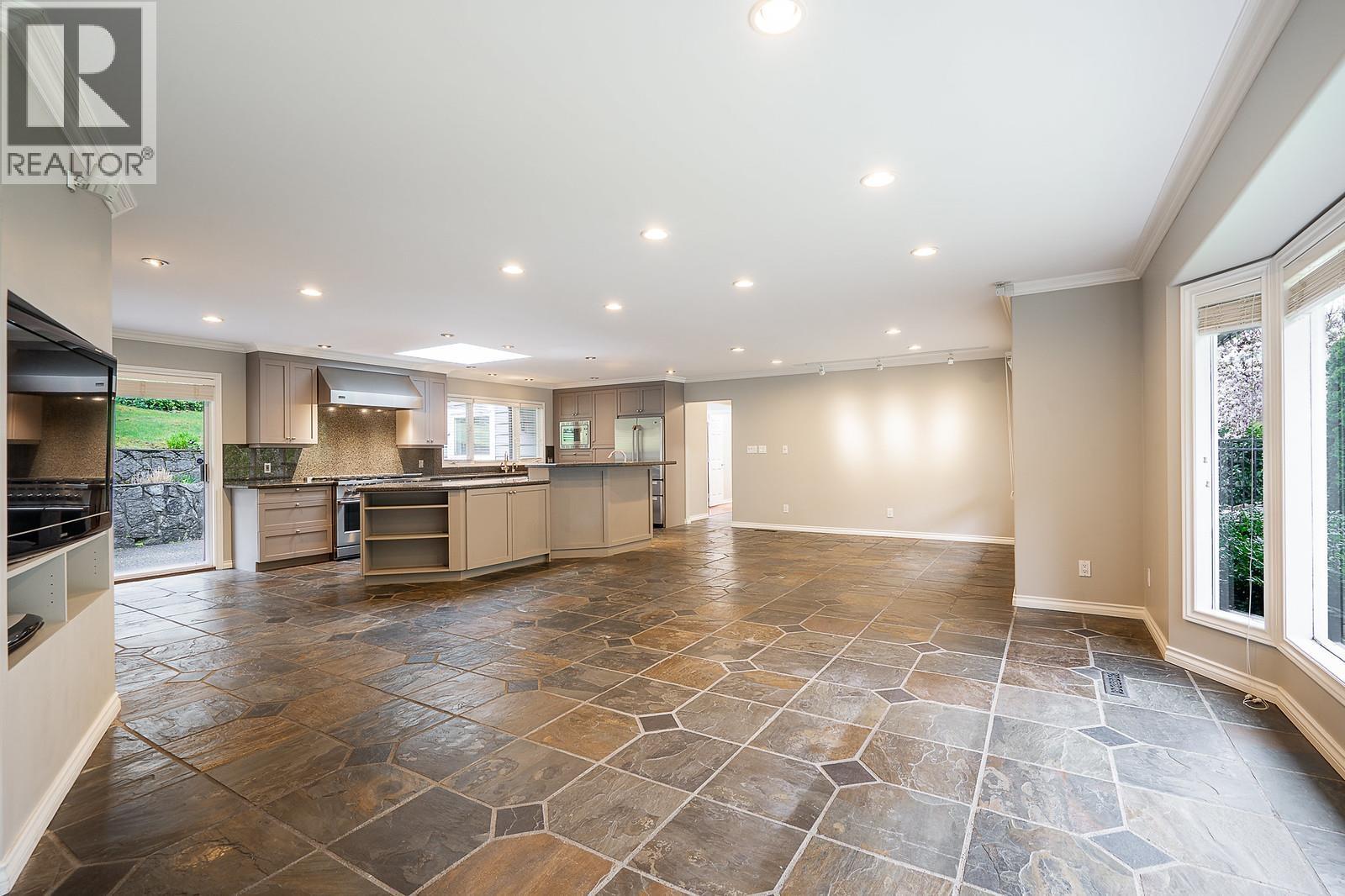 3980 WESTRIDGE AVENUE, West Vancouver