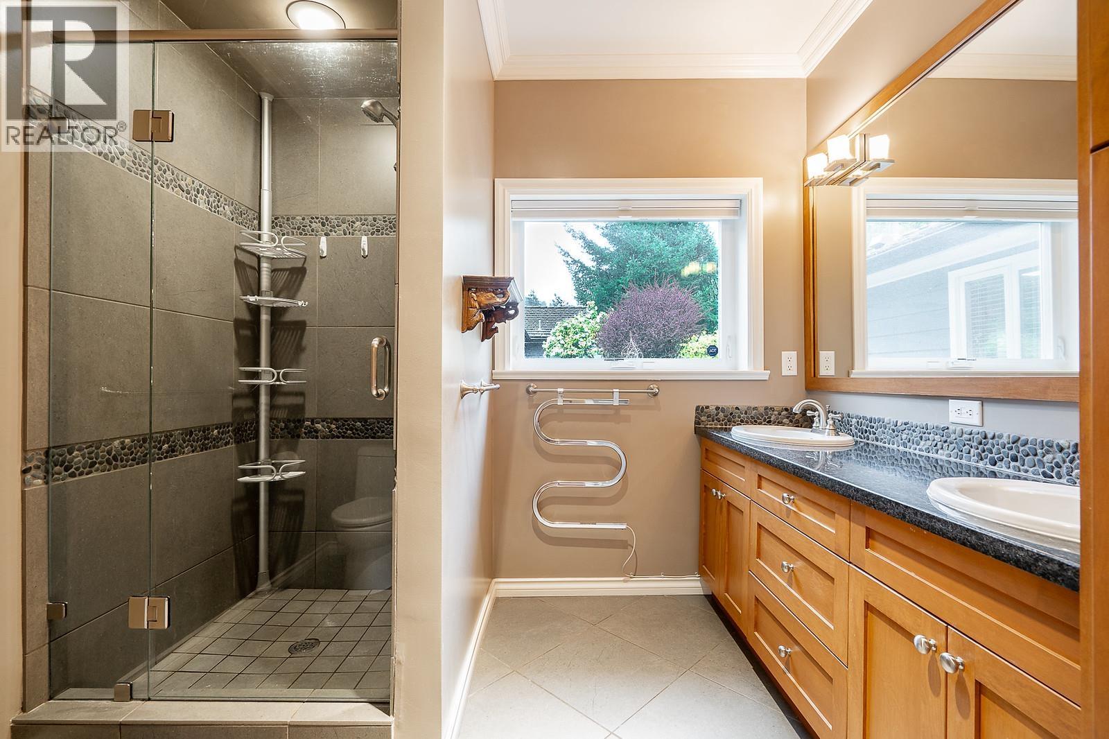 3980 WESTRIDGE AVENUE, West Vancouver