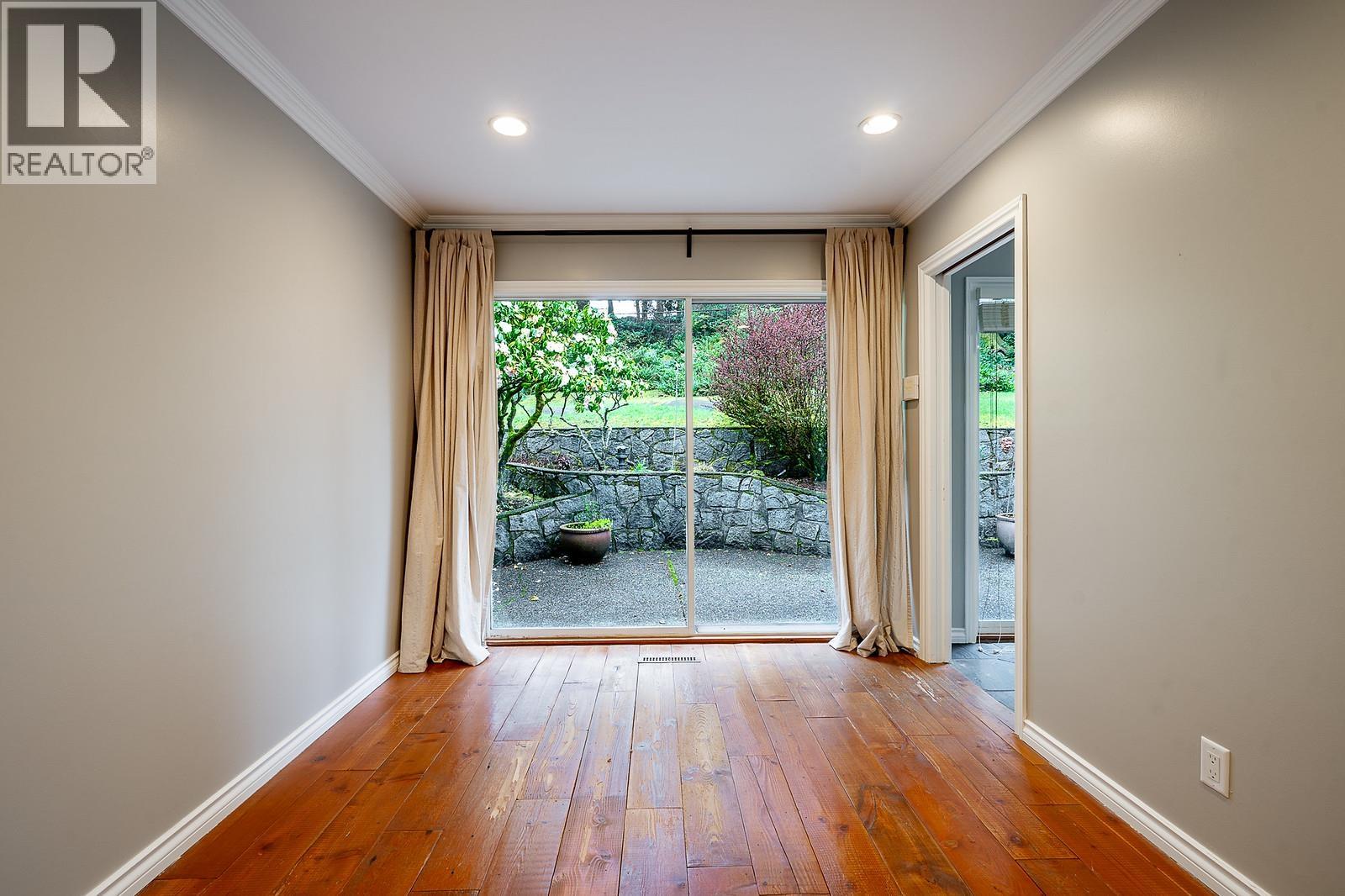 3980 WESTRIDGE AVENUE, West Vancouver