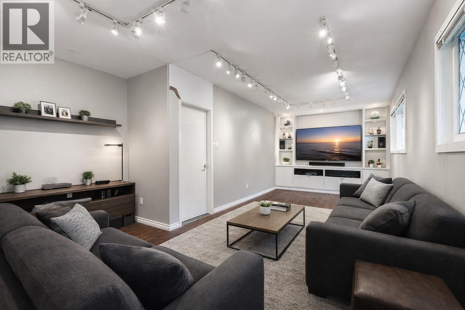 3980 WESTRIDGE AVENUE, West Vancouver