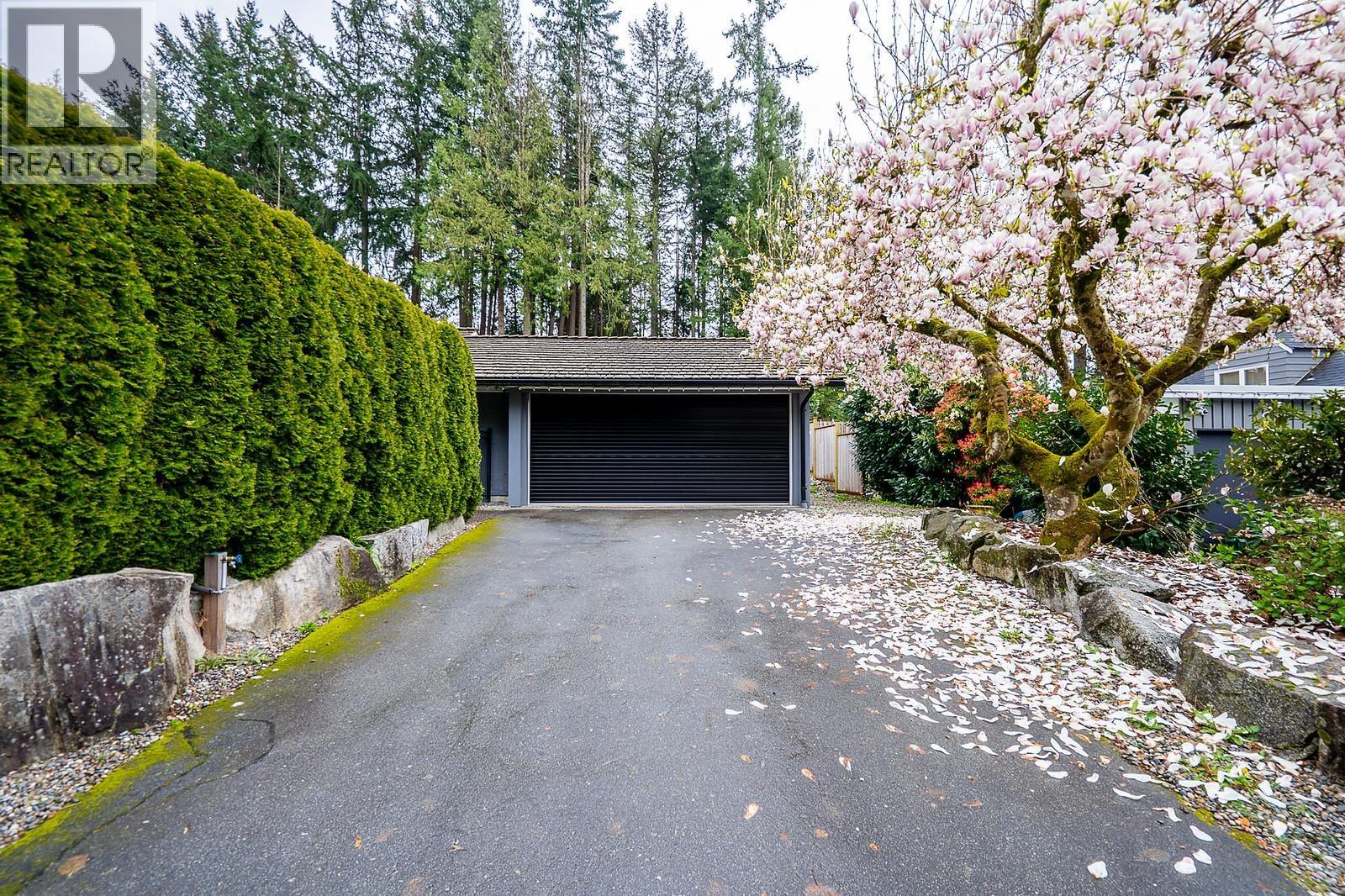 3980 WESTRIDGE AVENUE, West Vancouver