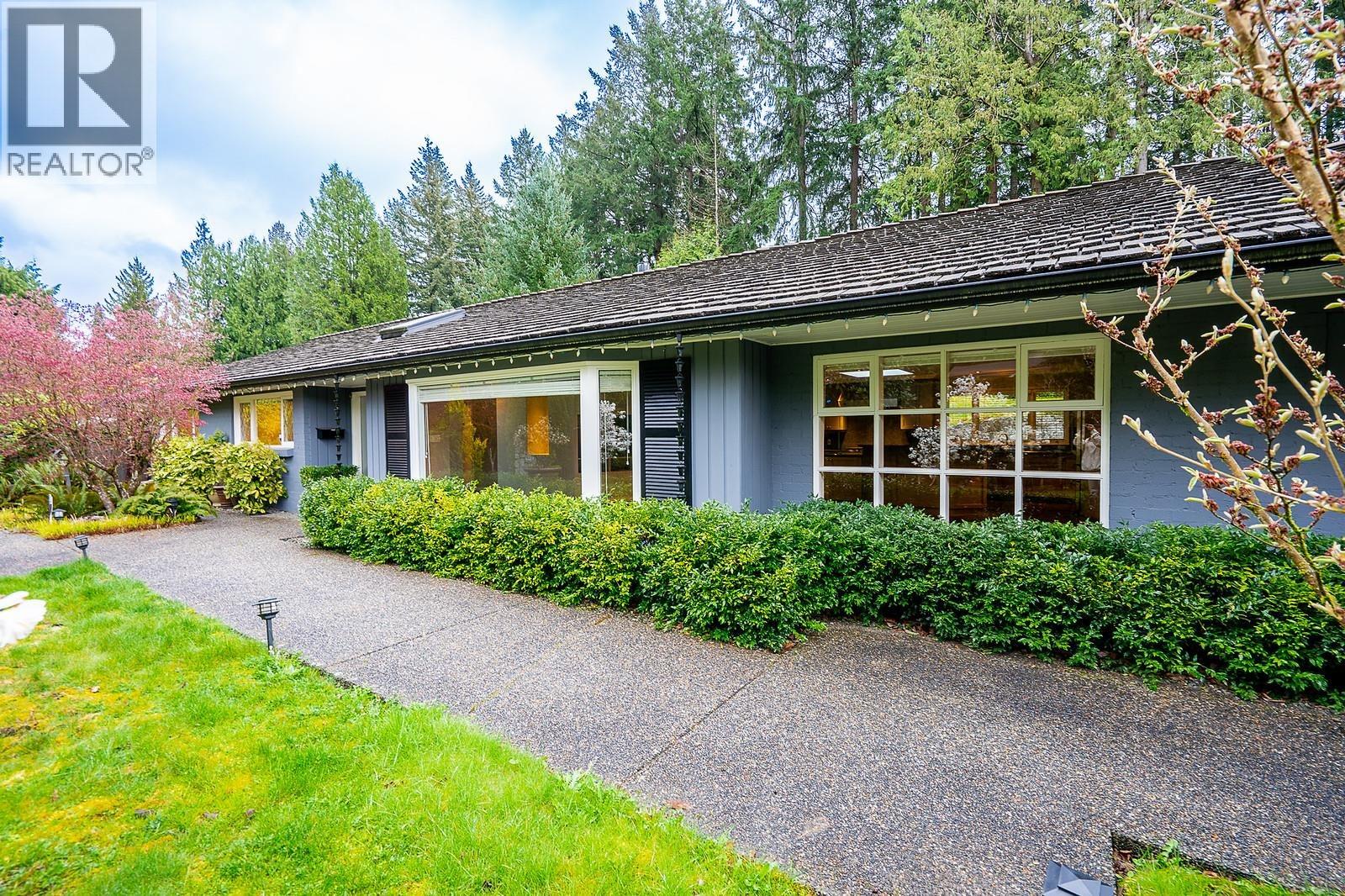 3980 WESTRIDGE AVENUE, West Vancouver