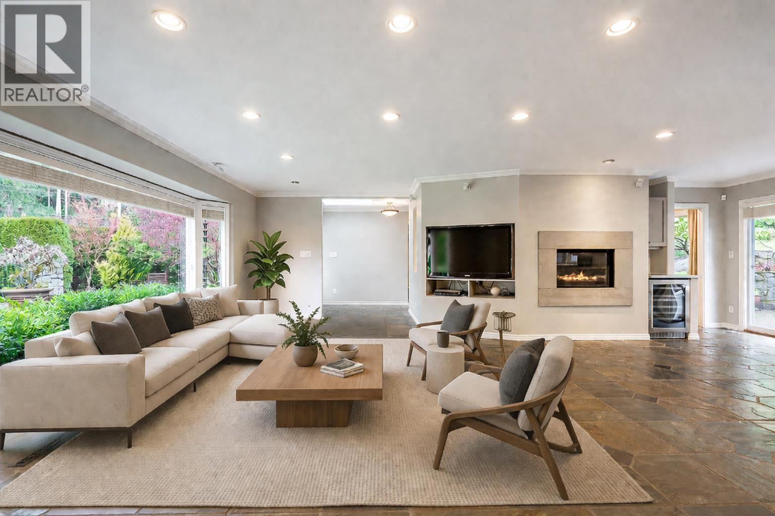 3980 WESTRIDGE AVENUE, West Vancouver