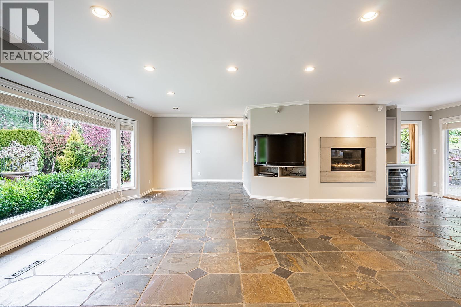 3980 WESTRIDGE AVENUE, West Vancouver