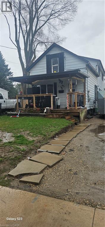 132 W BRIDGE Street W