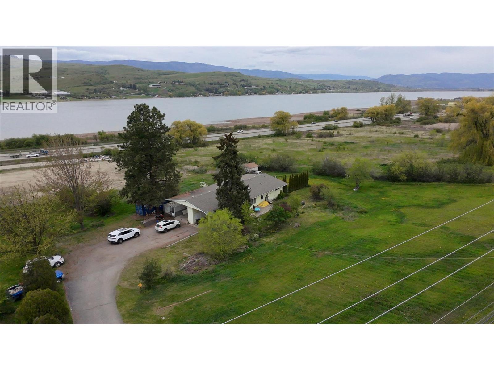 6594 Pleasant Valley Road, Vernon