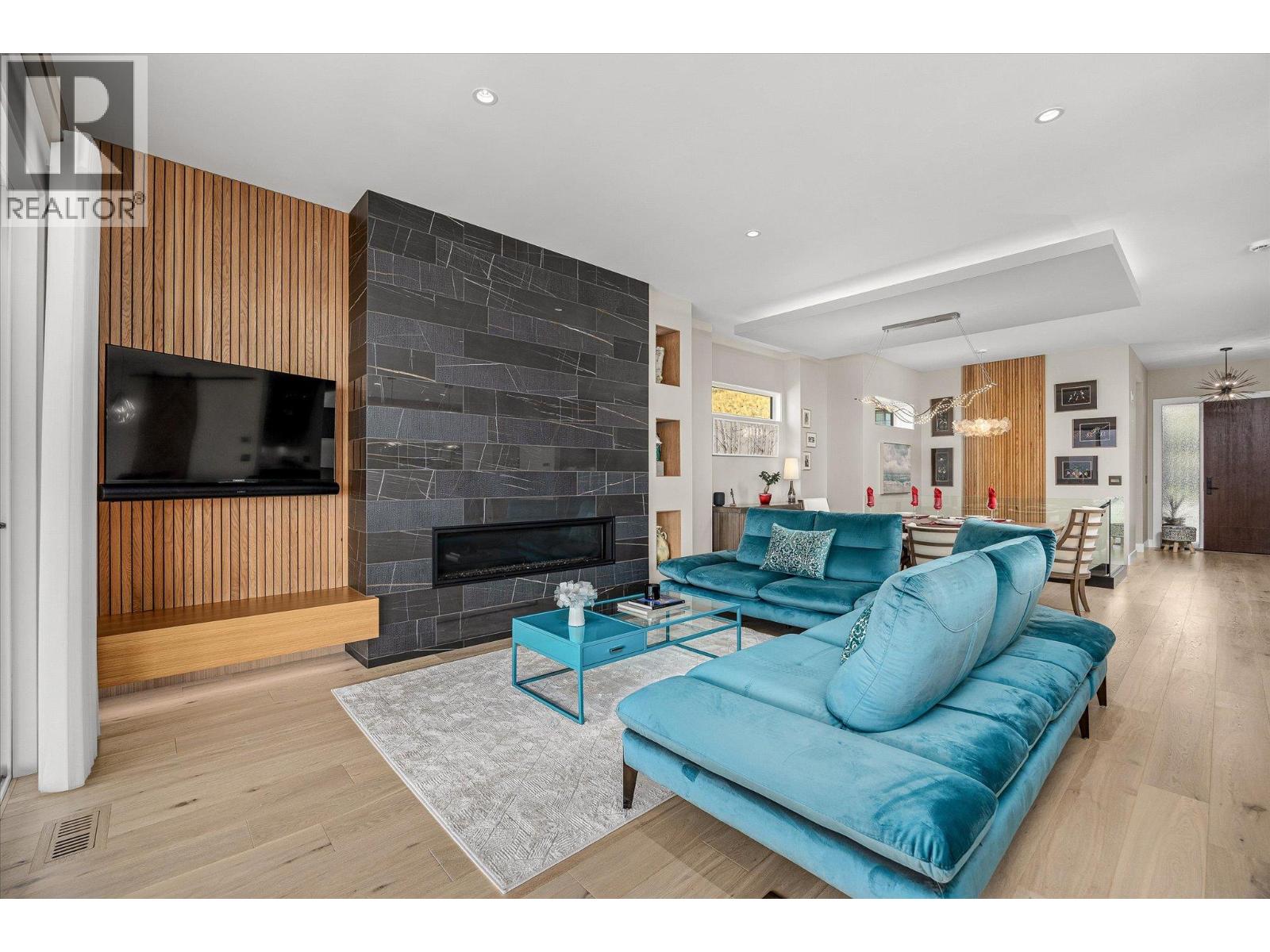 9814 Beacon Hill Crescent, Lake Country