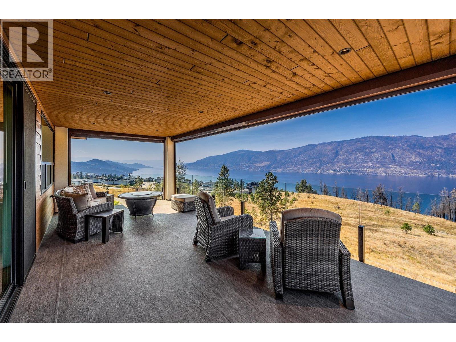 9814 Beacon Hill Crescent, Lake Country