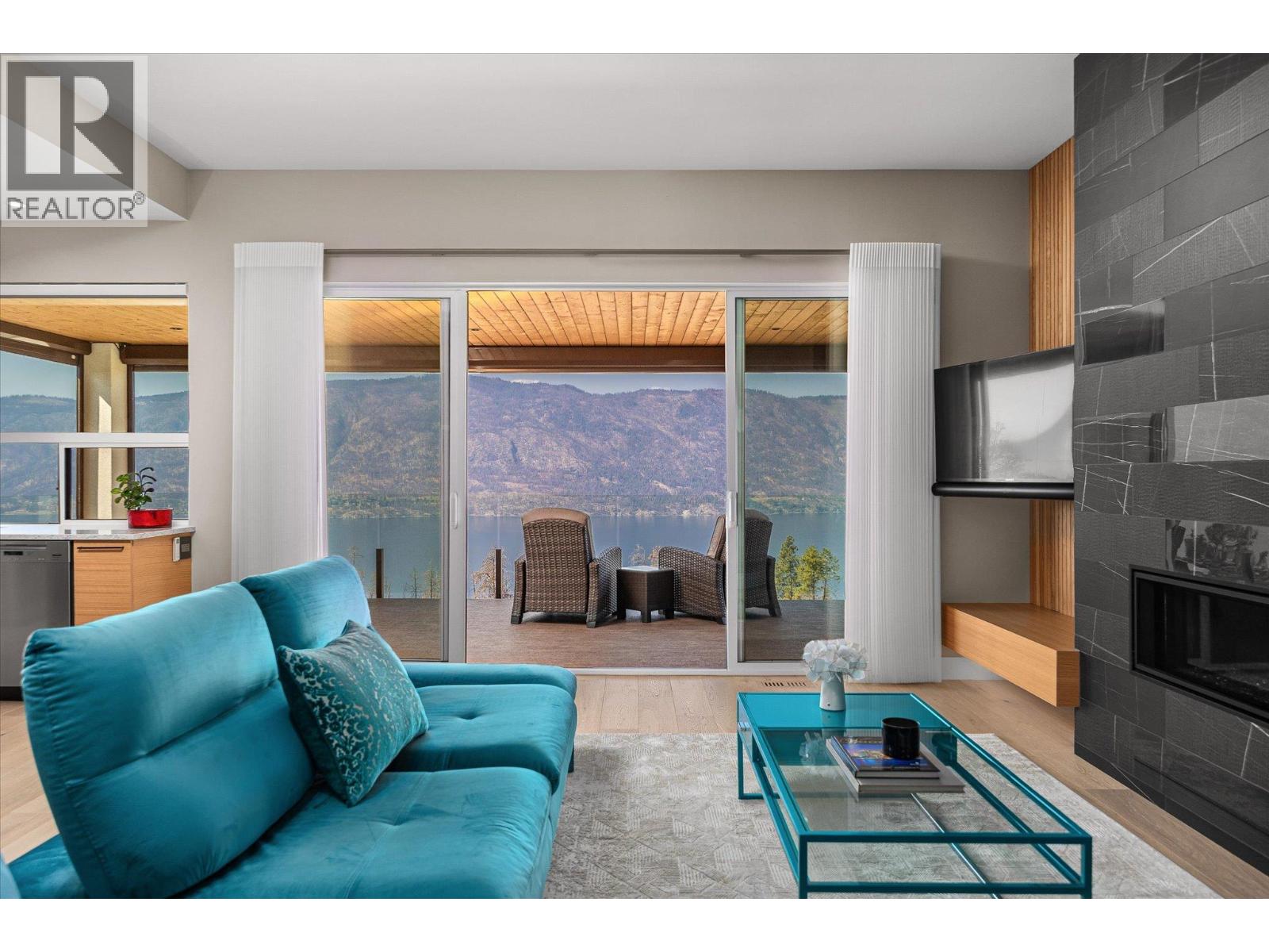 9814 Beacon Hill Crescent, Lake Country