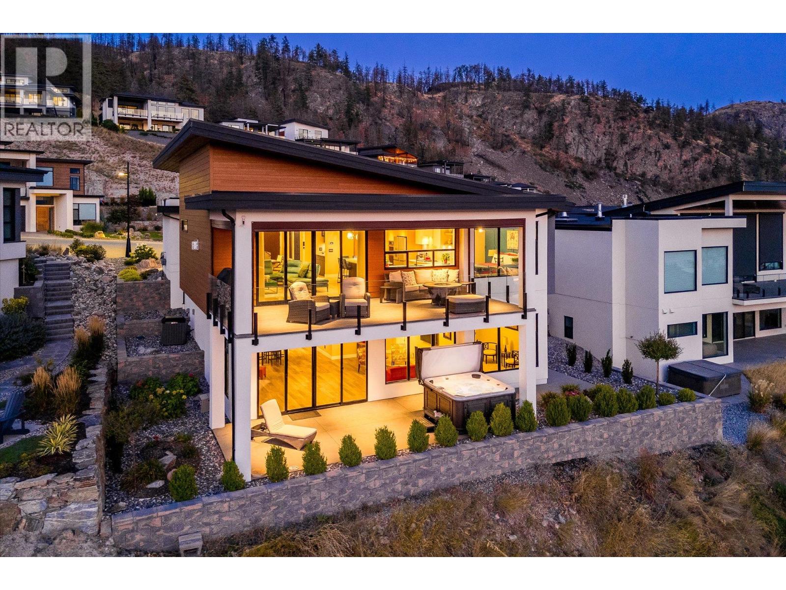 9814 Beacon Hill Crescent, Lake Country