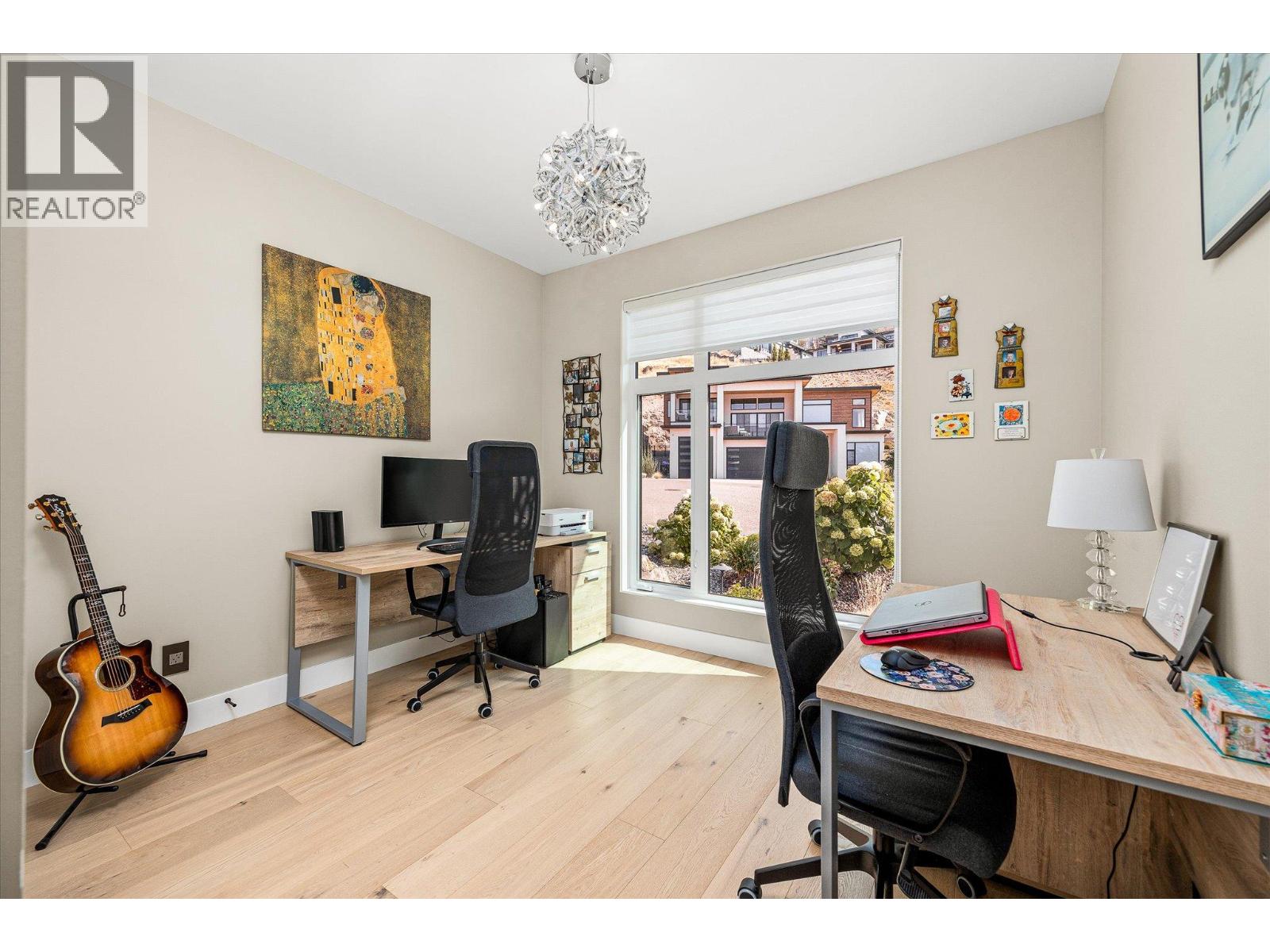 9814 Beacon Hill Crescent, Lake Country