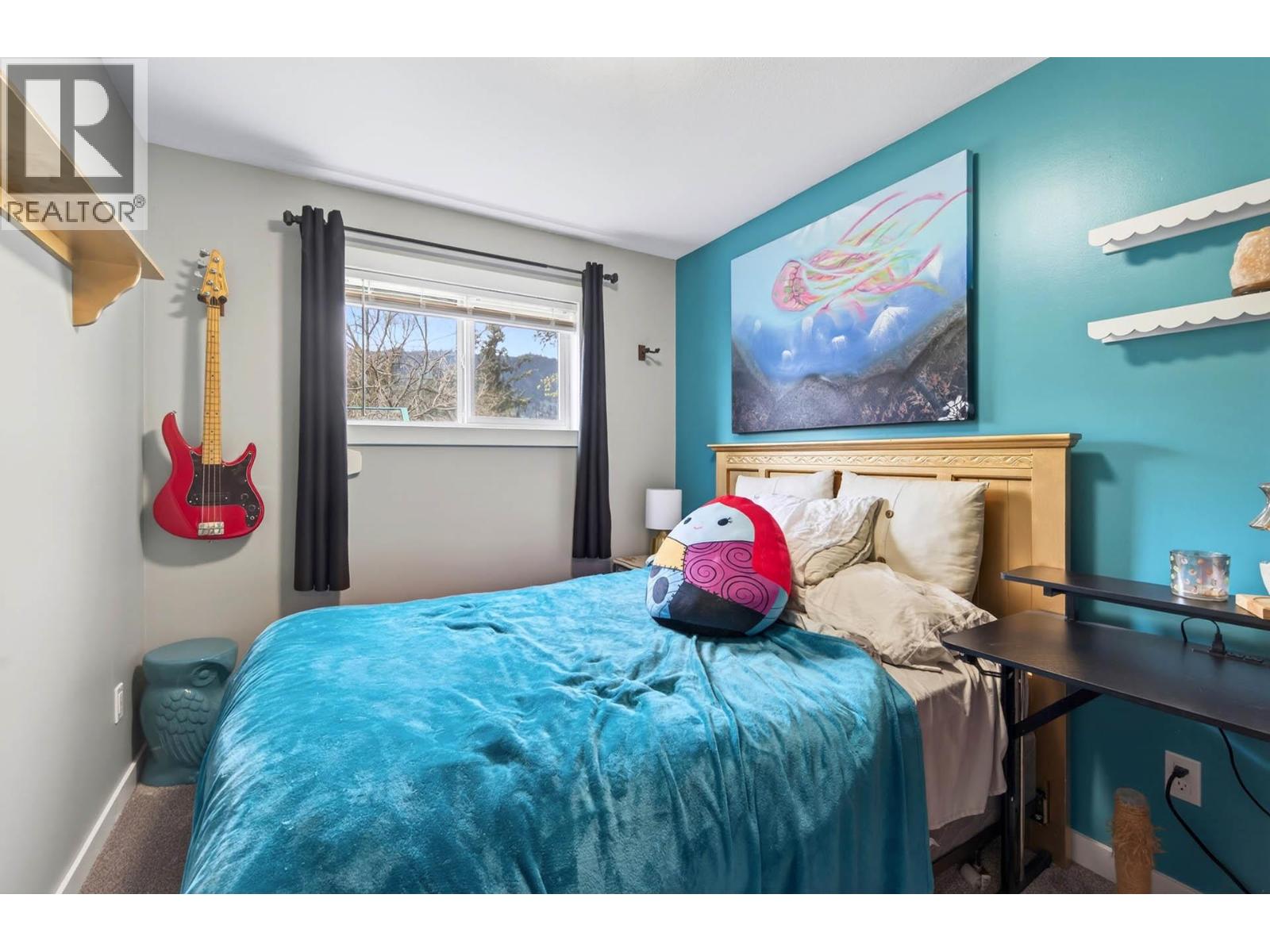 1018 HILLSIDE AVENUE - 22