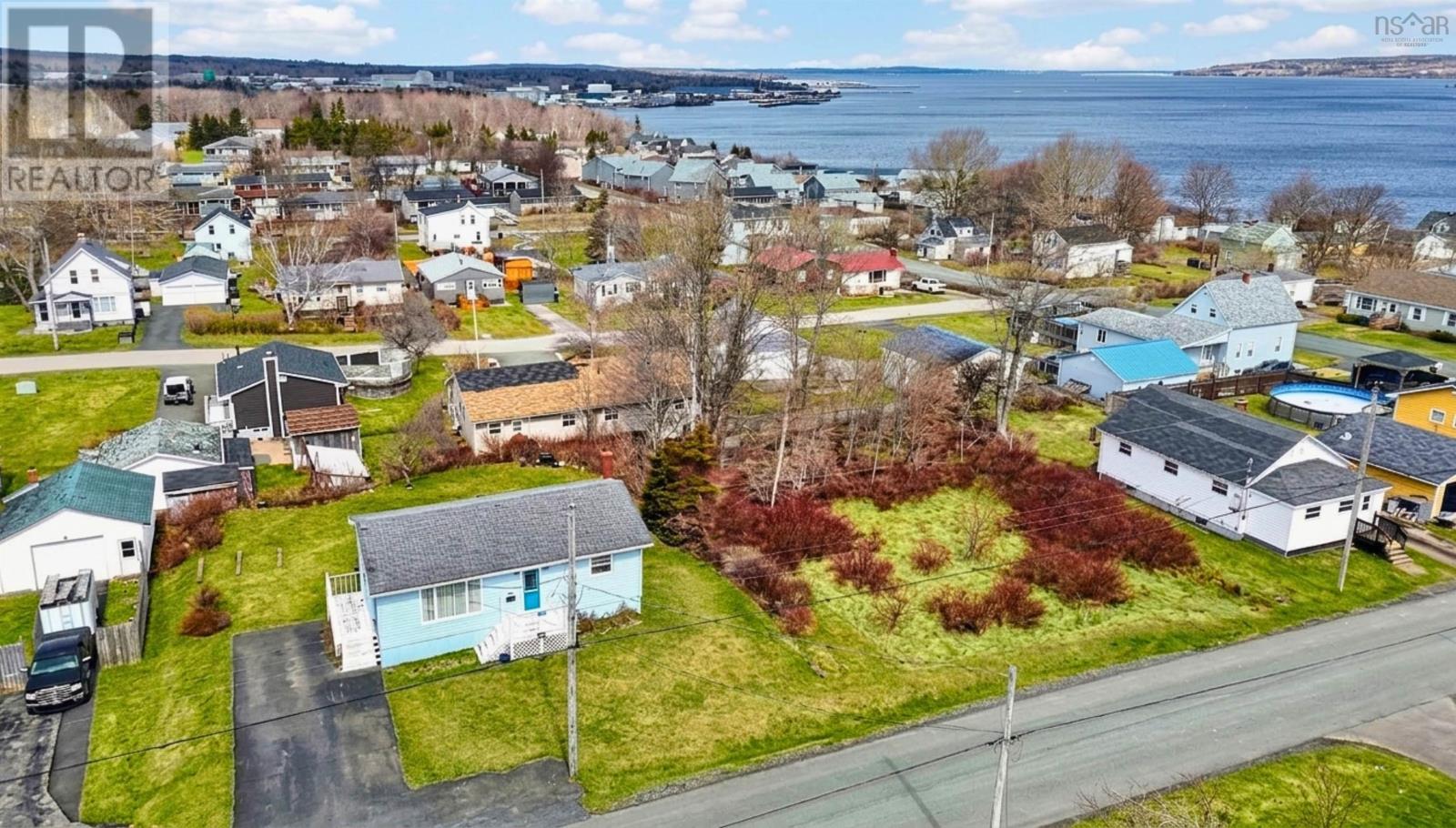 Property 3 of 22 of 62 Monteith Avenue